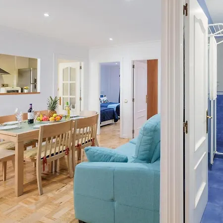 Cozy Apartment In Oviedo With Kitchenette Exterior photo